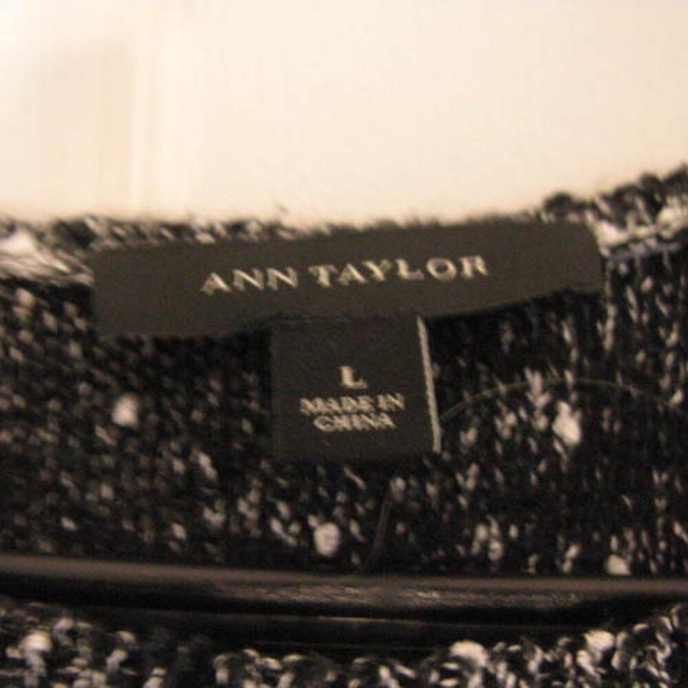 Ann Taylor Short Sleeved Tunic Dress with faux leather detail - Picture 2 of 3